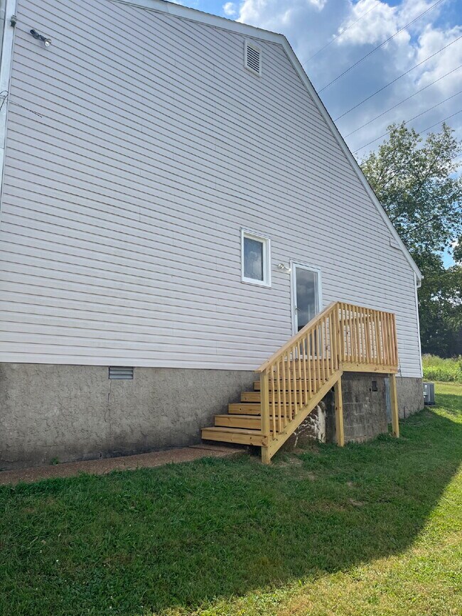 Building Photo - 1404 Bell Trace Dr