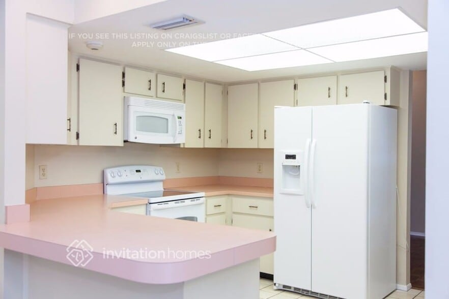 Building Photo - 7314 Royal Crescent Ct