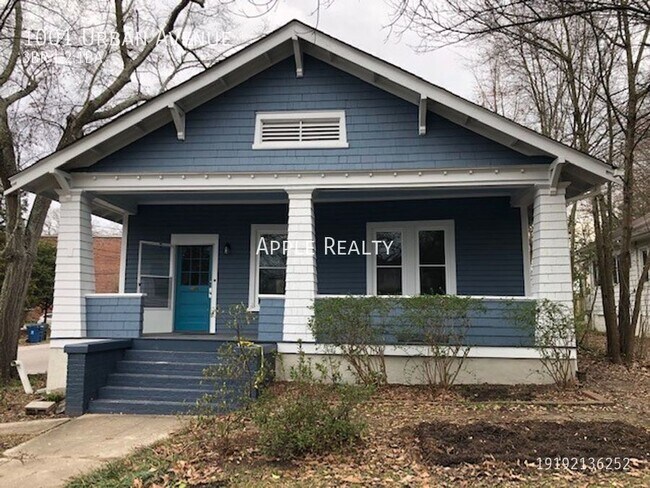 Primary Photo - 1001 Urban St
