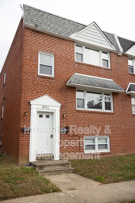 Primary Photo - 8911 Alton St