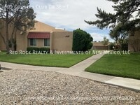 Building Photo - 905 Country Club Dr SE