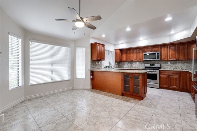 Building Photo - 4444 Spencer St