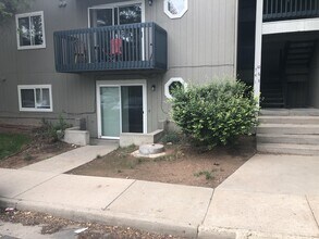 Building Photo - 4531 Boardwalk Dr