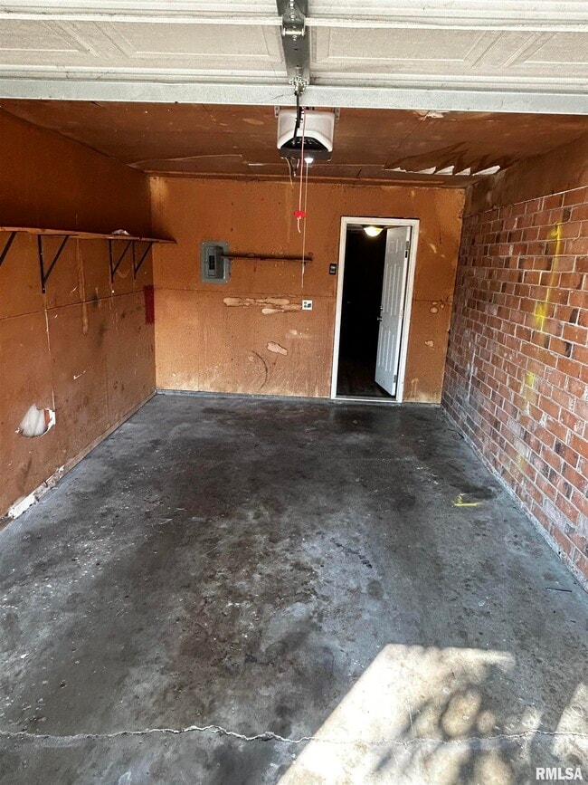 Building Photo - 3428 W Richwoods Blvd