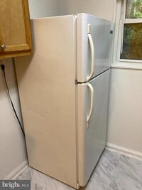 Building Photo - 610 Kennebec Ave