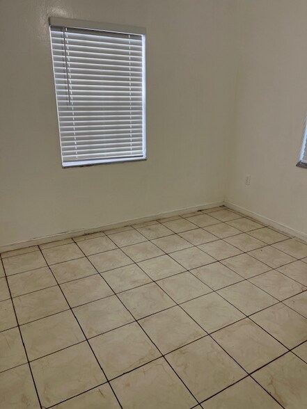 Building Photo - 16230 NW 17th Pl