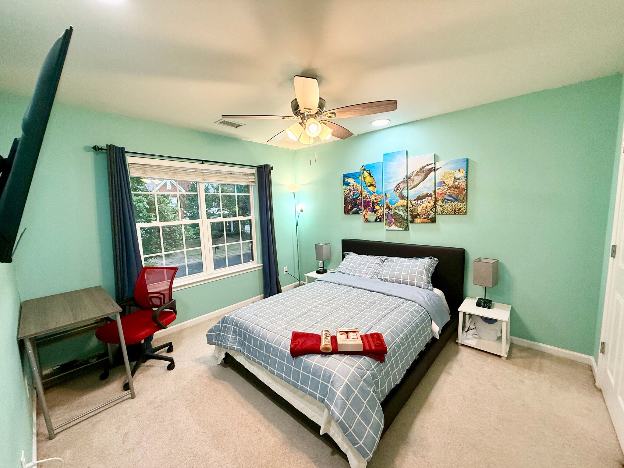 Building Photo - Room in House on Arbor Vista Dr