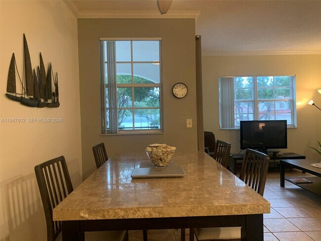 Building Photo - 3235 NE 184th St