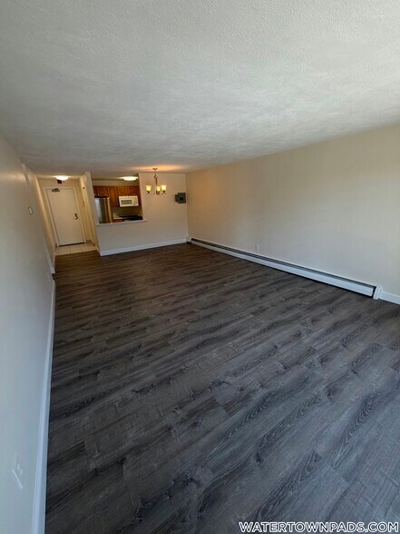 Building Photo - 16 Whites Ave