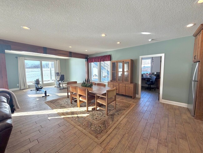 Building Photo - MUST SEE!  Gorgeous - Fully Furnished - New Construction Home in Delano.  No Detail Left To Be De...