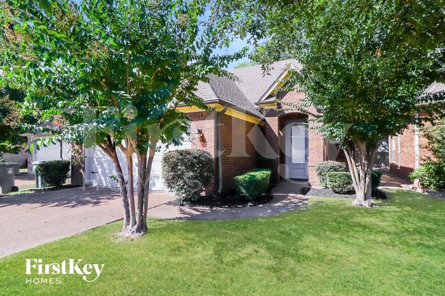 Building Photo - 6732 Stone Garden Dr