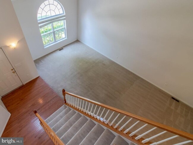 Building Photo - 31171 Mills Chase Dr