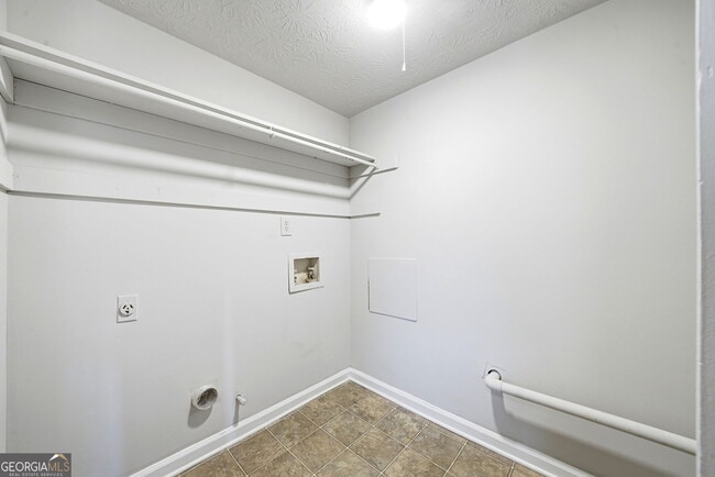 Building Photo - 117 Brittany Ct