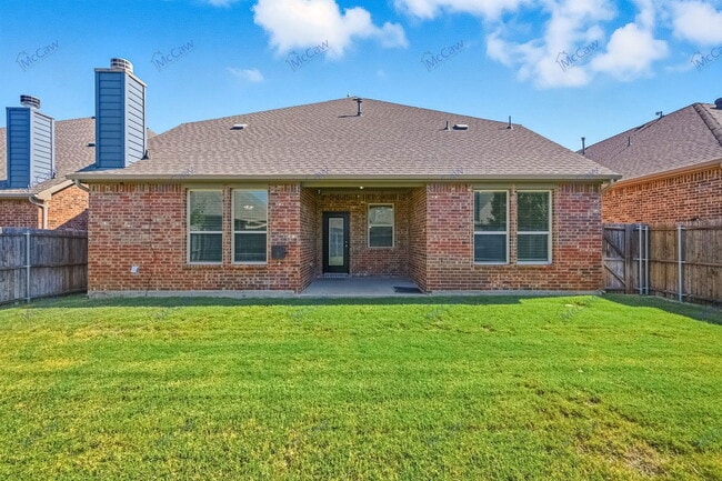 Building Photo - 3808 Hazelhurst Dr