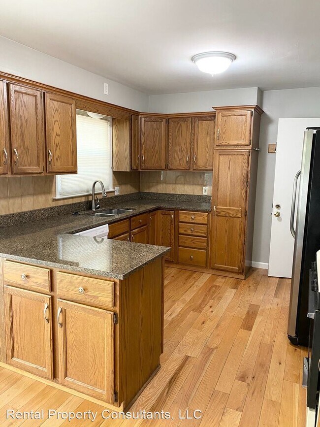 Building Photo - 3 br, 2 bath House - 844 Patterson Ave SE