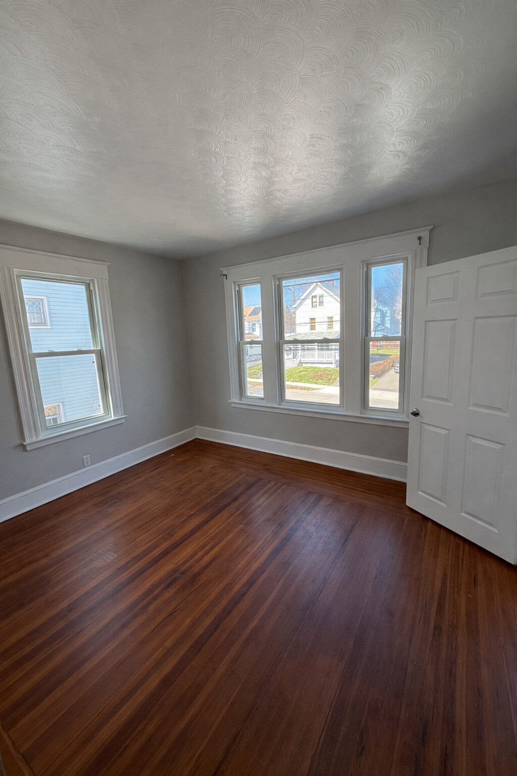 Building Photo - 49 Belden St