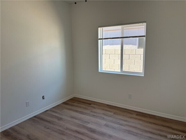 Building Photo - 3363 N Pearl St