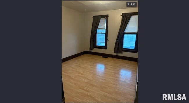 Building Photo - 826 24th St