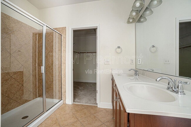 Building Photo - 2786 Birch Grove Ln SE