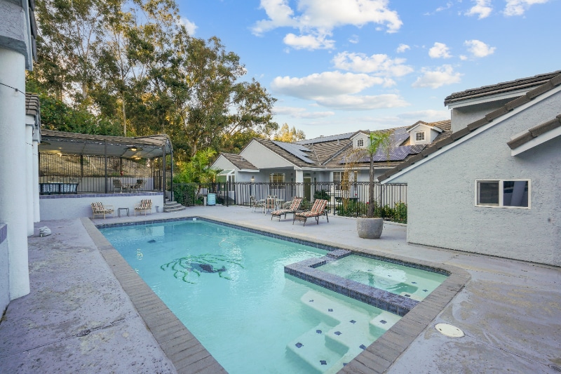 Building Photo - 571 Tilling Way