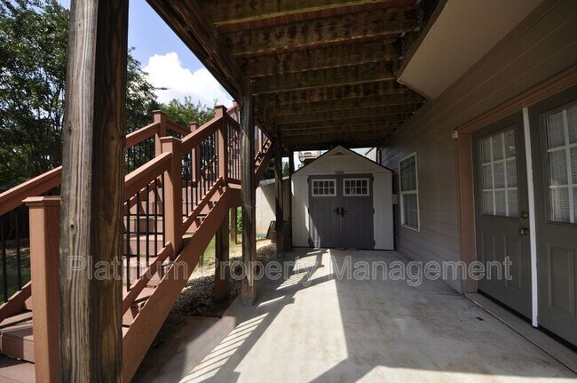 Building Photo - 917 Wallace Falls Dr