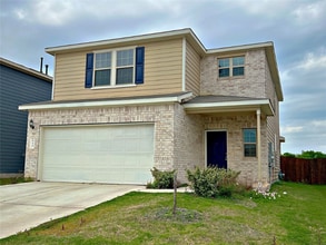 Building Photo - 444 English Oak St