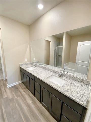 Building Photo - 200 Lk Rdg Dr