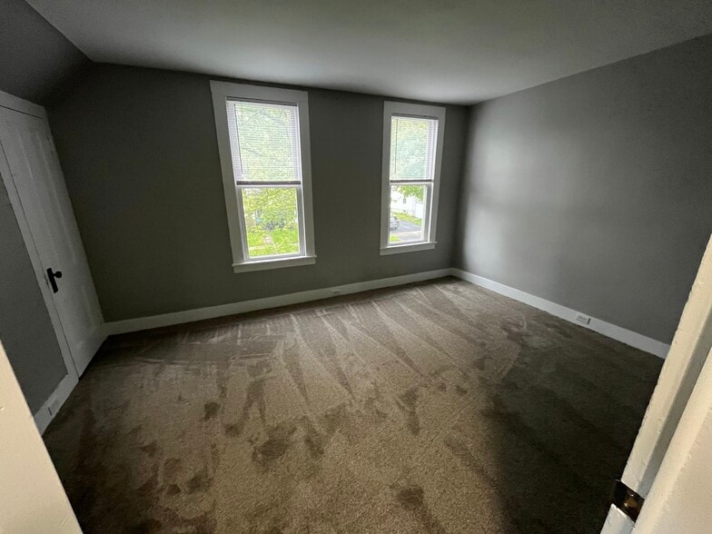 2nd Floor Bedroom #1 - 962 Johnson St