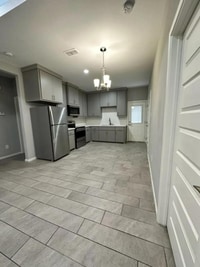 Building Photo - 909 W Sunset Valley St