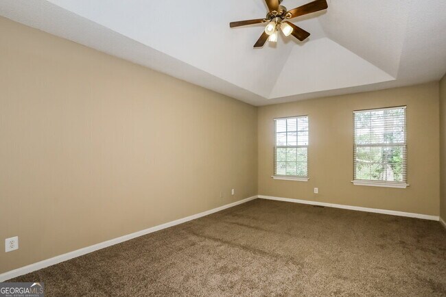 Building Photo - 3857 Merryweather Trail