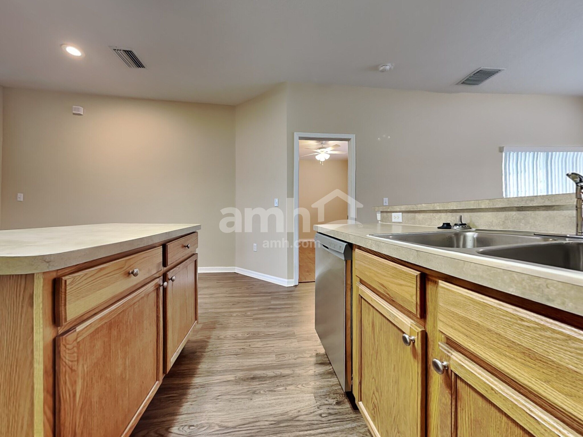 Building Photo - 3316 Azalea Blossom Dr