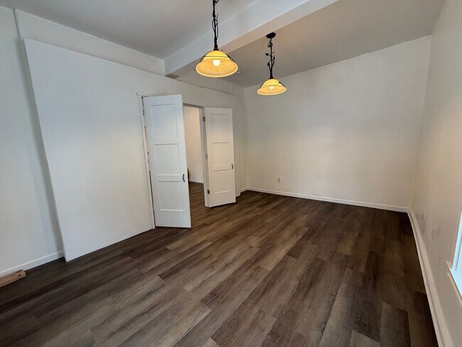 Building Photo - Parham McCormick Rd