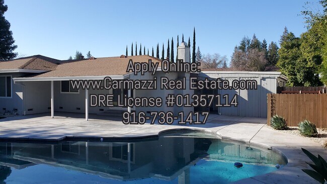 Building Photo - 3825 Maudray Way