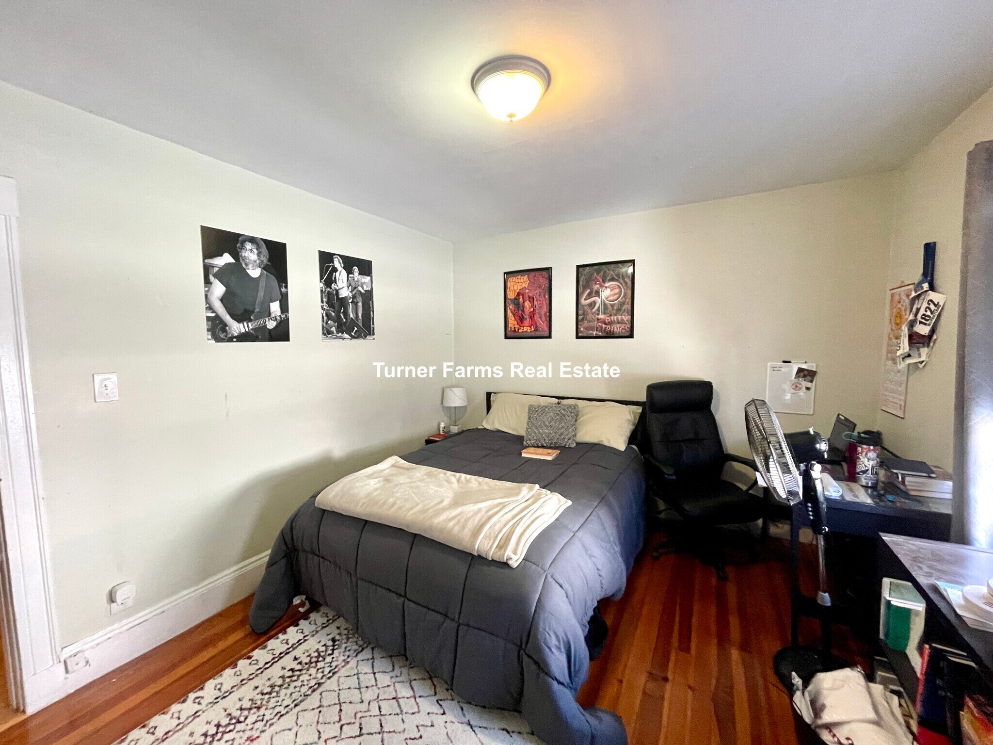 Building Photo - 10 Evergreen Ave