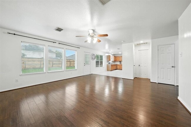 Building Photo - 3114 Holly Ranch Dr