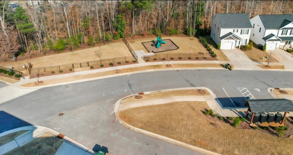 Building Photo - 111 Rosemary St