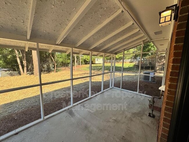 Building Photo - 6313 Stony Creek Dr
