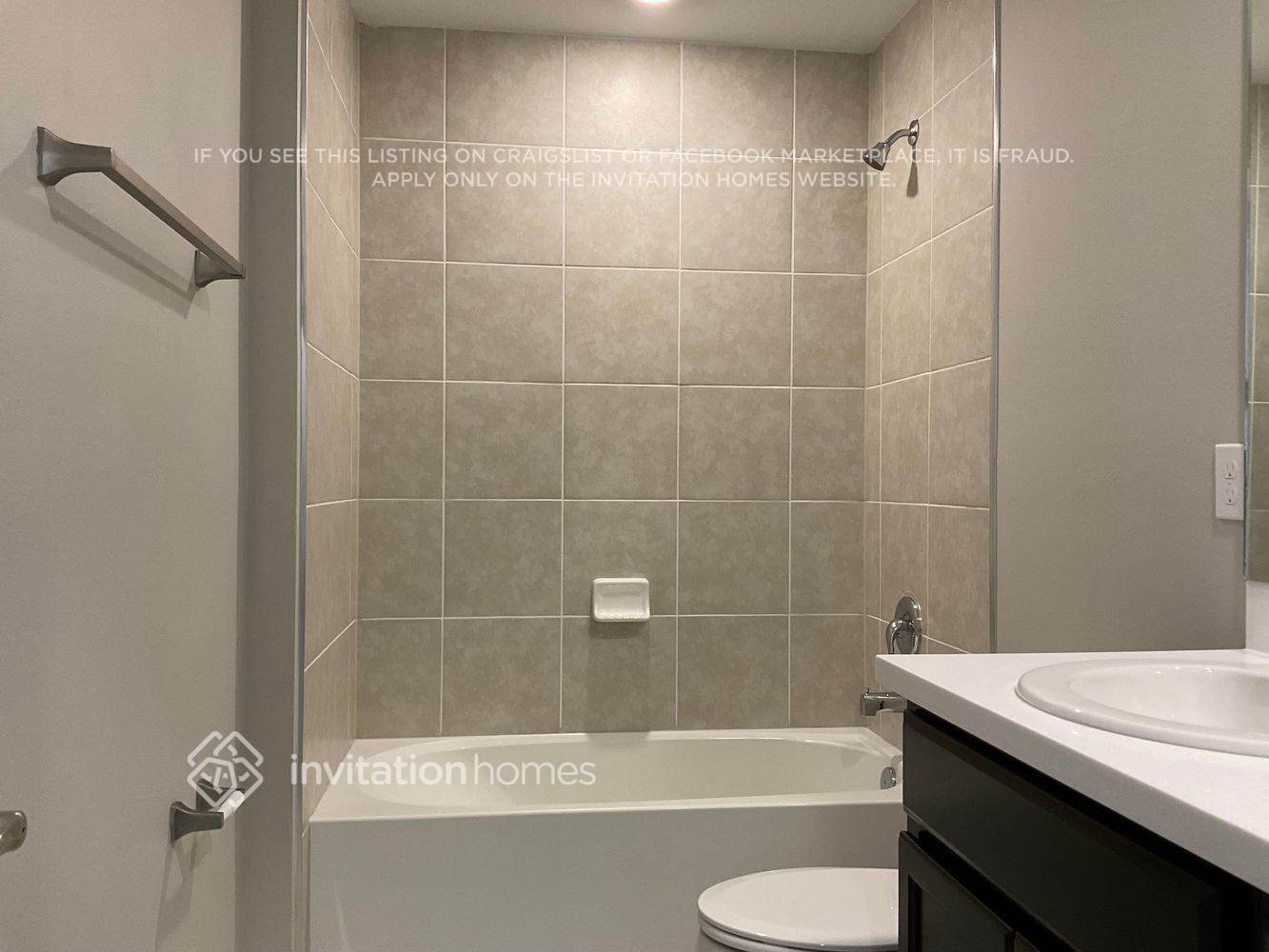 Building Photo - 555 Gasparilla Ave SE