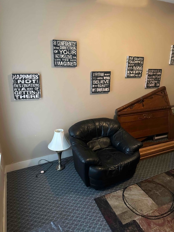 Building Photo - 379 Broad St