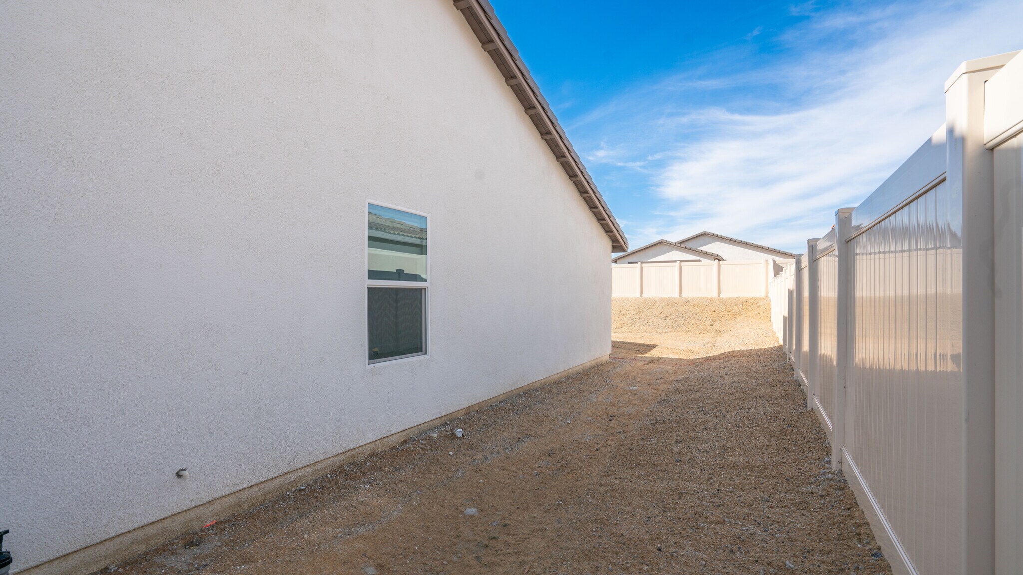 Building Photo - 11265 Skyvista Dr