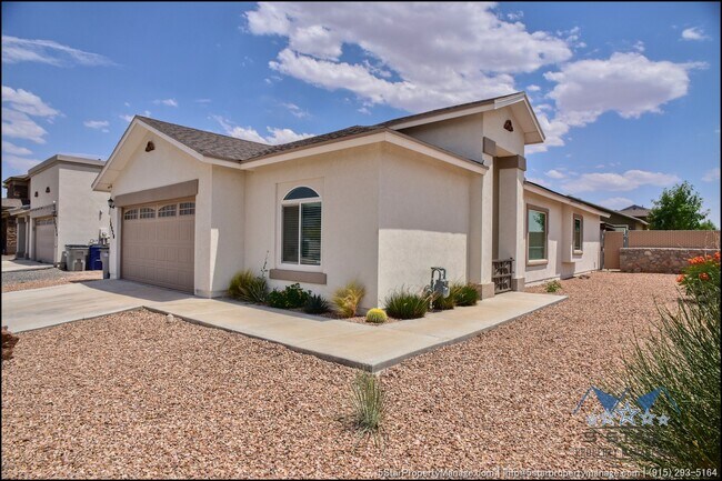 Building Photo - 14920 Tim Hardaway