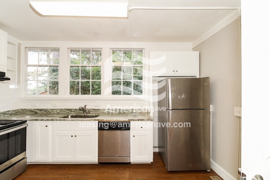 Building Photo - 3805 Margrave Rd