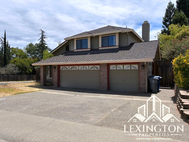 Primary Photo - Beautiful, Folsom Home with Pool & Spa in ...