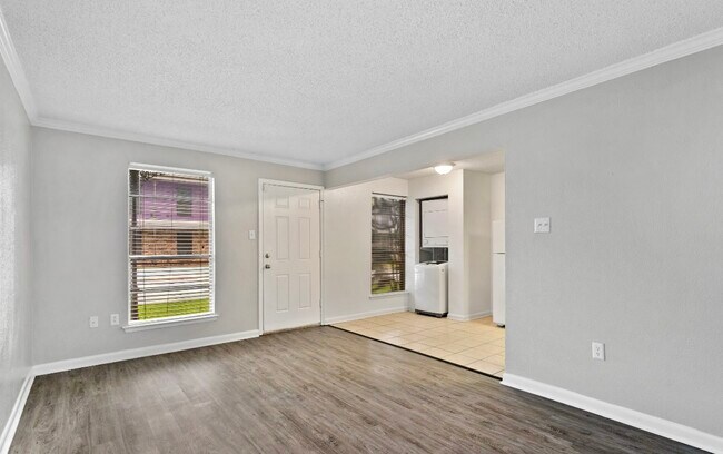 Building Photo - 3148 Wyoming St