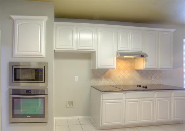 Building Photo - 11161 Balcones Dr
