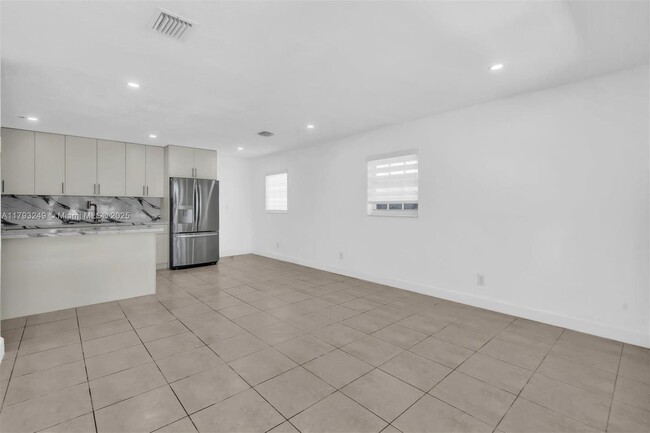 Building Photo - 11790 SW 34th St