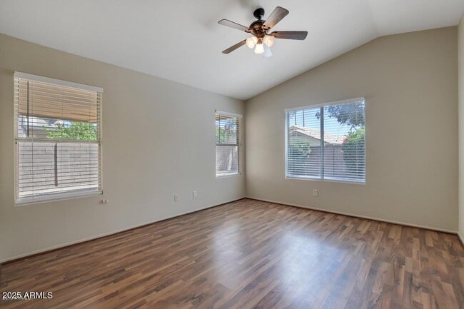 Building Photo - 7409 W Crest Ln