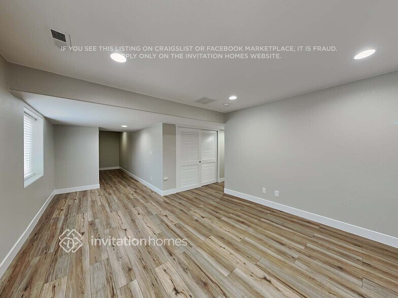 Building Photo - 9455 Brisco Ct