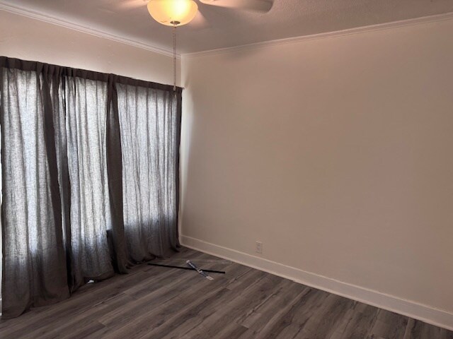 Living Room - 2615 Somerset Dr