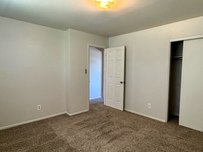 Building Photo - 7254 S Tamarac St